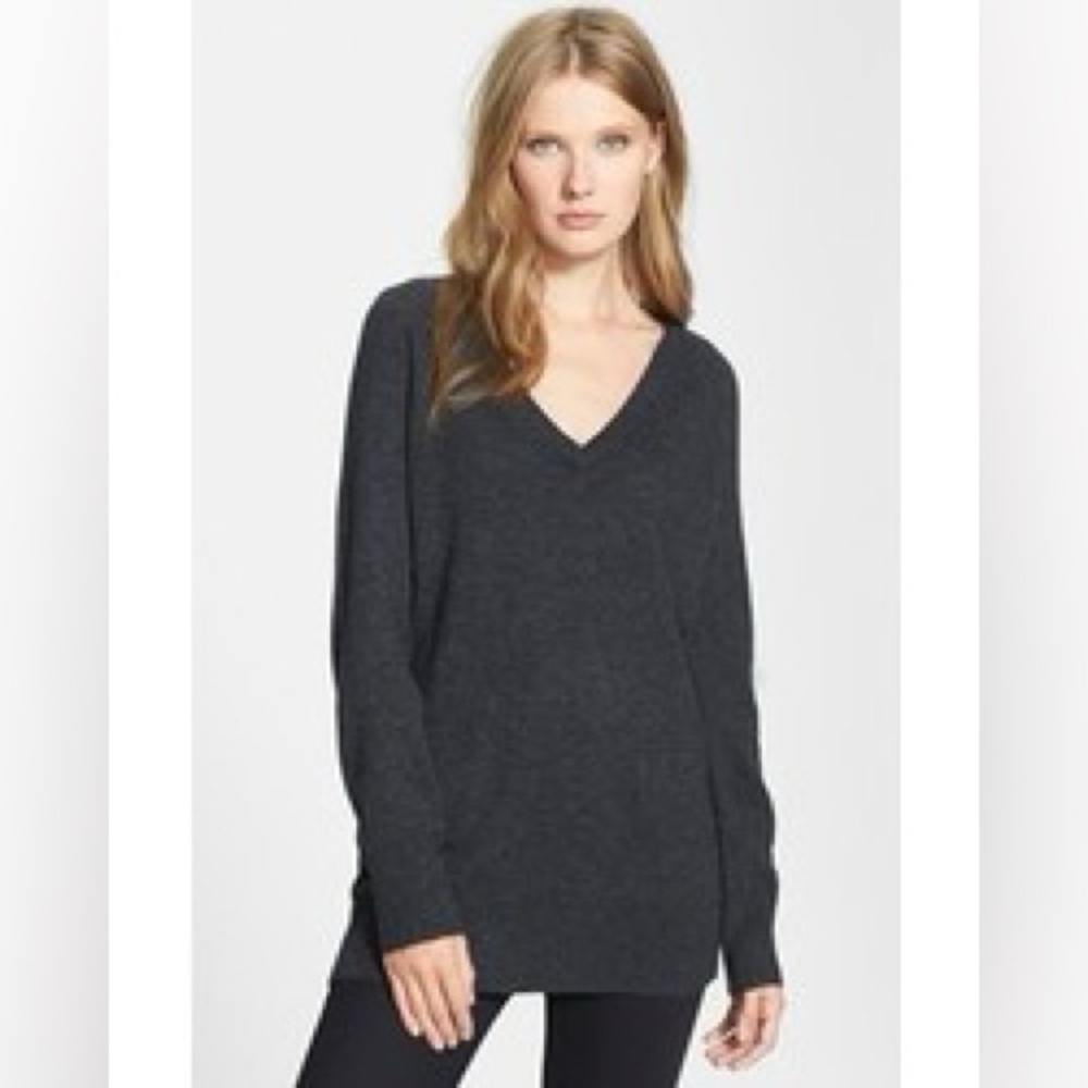 Equipment Charcoal V-Neck Sweater Ribbed Cuff Long Length Spft Sweater Sz L